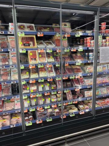 Charcuterie libre service intermarché aussillon