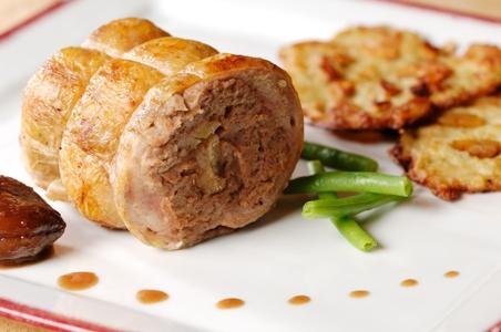 Ballotine de pintade truffées avec sa sauce Cabécou de la colline aux chèvres
